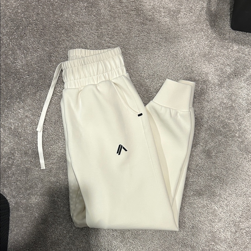 Alphalete Off-White Joggers